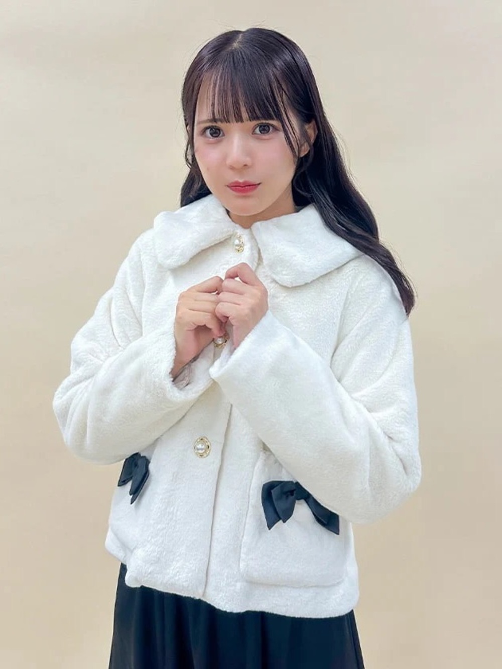 Axes Femme fuzzy bow cardigan